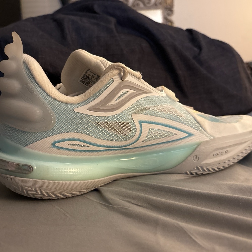 Light Blue and White Athletic Sneakers (Wade All City 11 V2 "Sky")